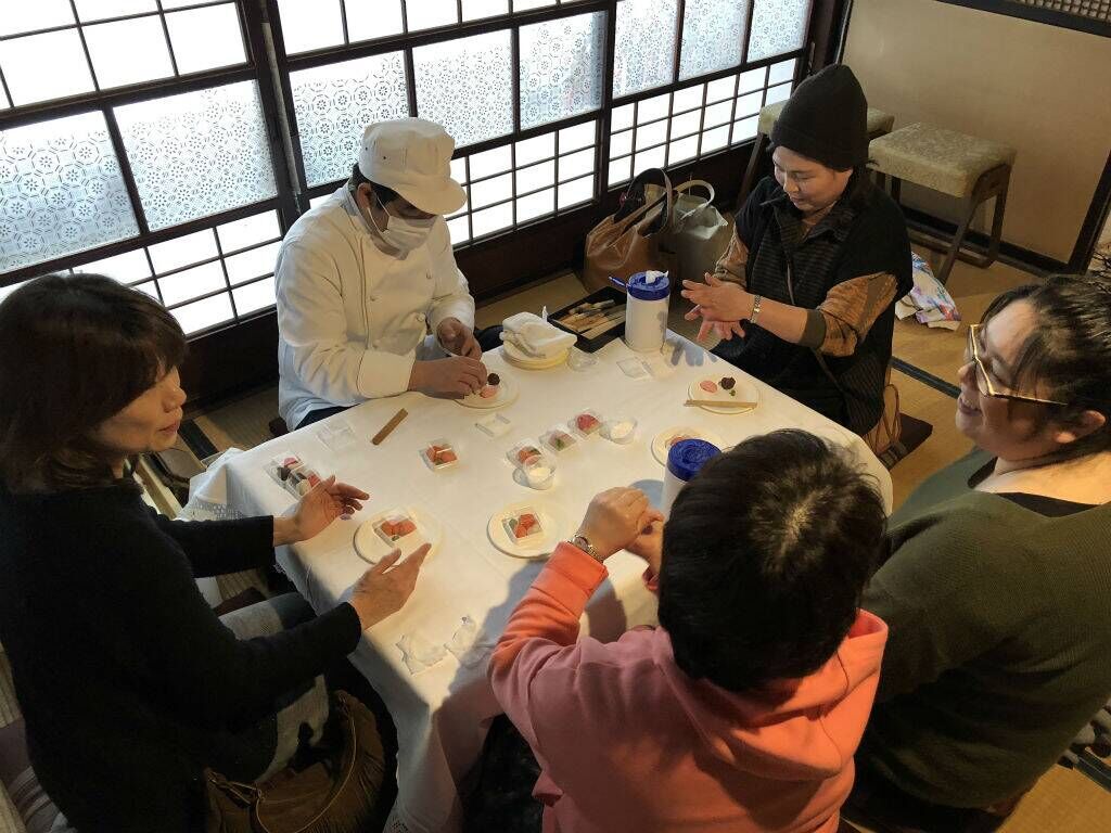 湯田川温泉 理太夫旅館 | 満員御礼！湯田川温泉の雛菓子作り体験