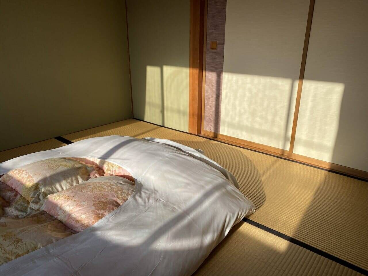 湯田川温泉 理太夫旅館 | 気持ち良い朝の陽射し